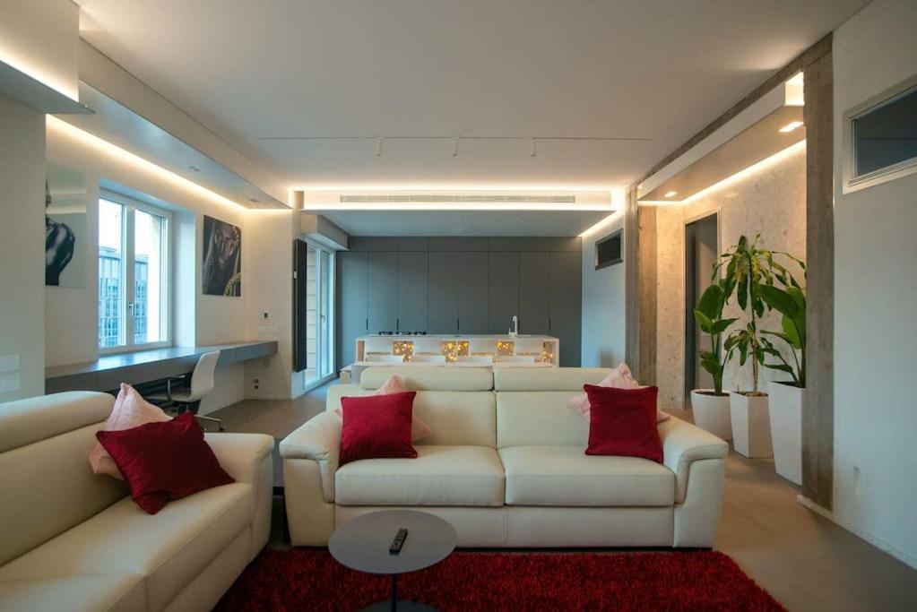 Repubblica Lux Apartment Milan Luaran gambar